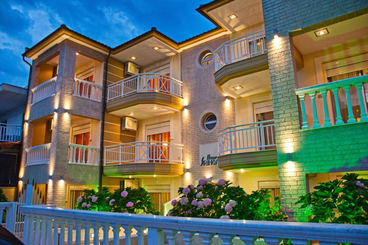 House Spanos Sarti Ngoại thất bức ảnh