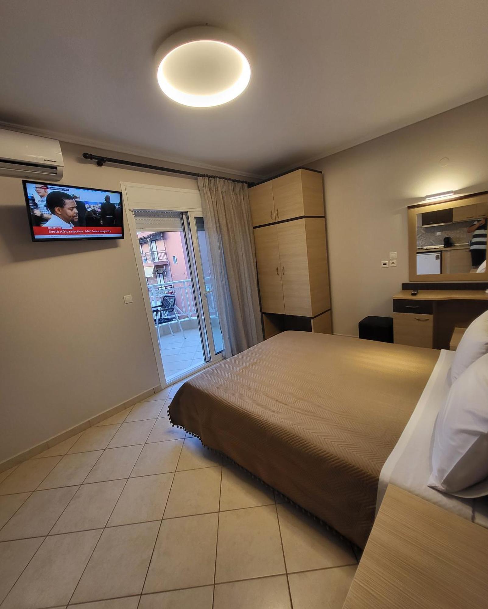 House Spanos Sarti Ngoại thất bức ảnh
